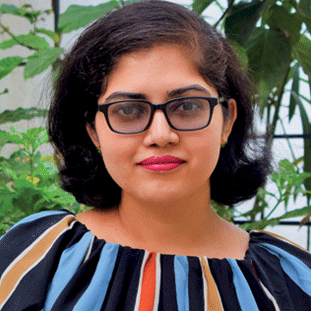 Divya Dinesh, Founder & CEO Divya Dinesh, Founder & CEO