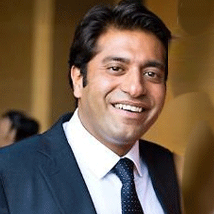 Vineet Kochhar & Dr. AashnaTreohan Kapoor,Founder Vineet Kochhar & Dr. AashnaTreohan Kapoor,Founder