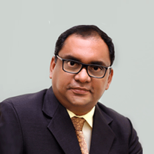 Dr. Praveen Vadlamudi, Founder Dr. Praveen Vadlamudi, Founder