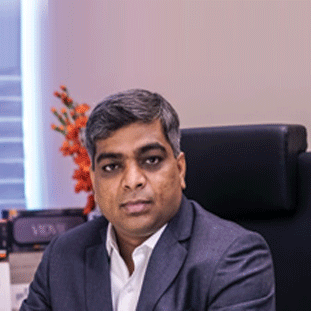 Vijay Mahajan,Executive Director Vijay Mahajan,Executive Director